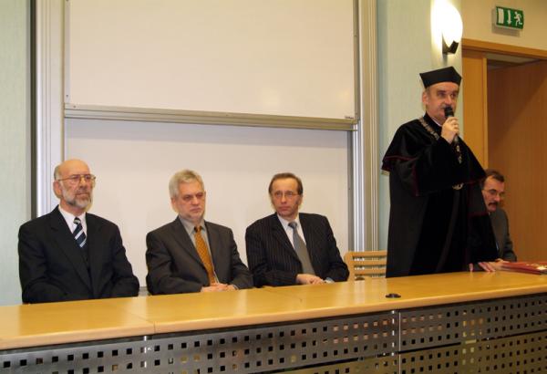 WM dyplomy zaoczne 110.jpg